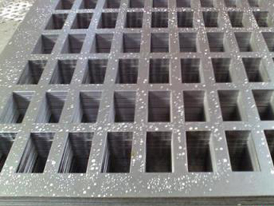 长方孔冲孔网 - 安平县集磊丝网制品有限公司图片4
