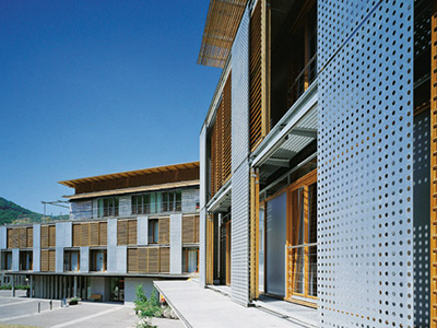 幕墙装饰冲孔板案例