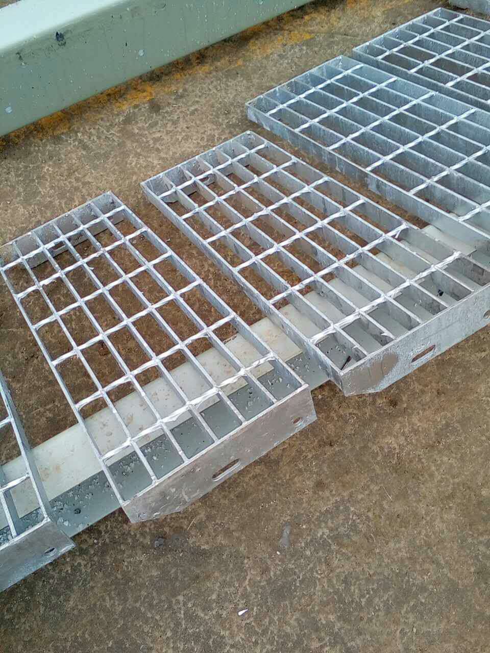 踏步钢格板13833832055图片2