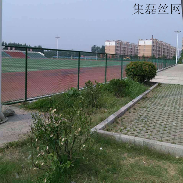 学校护栏网-集磊护栏网厂