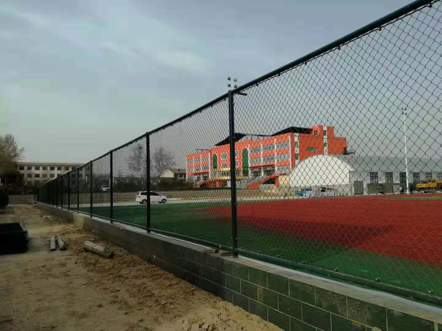 篮球场围网报价