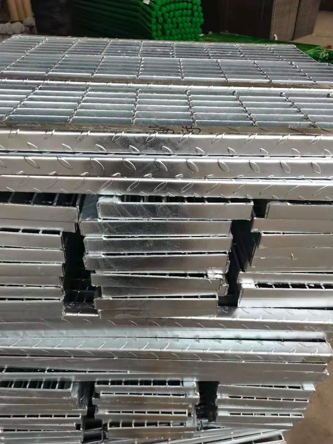 踏步钢格板【集磊】钢格板