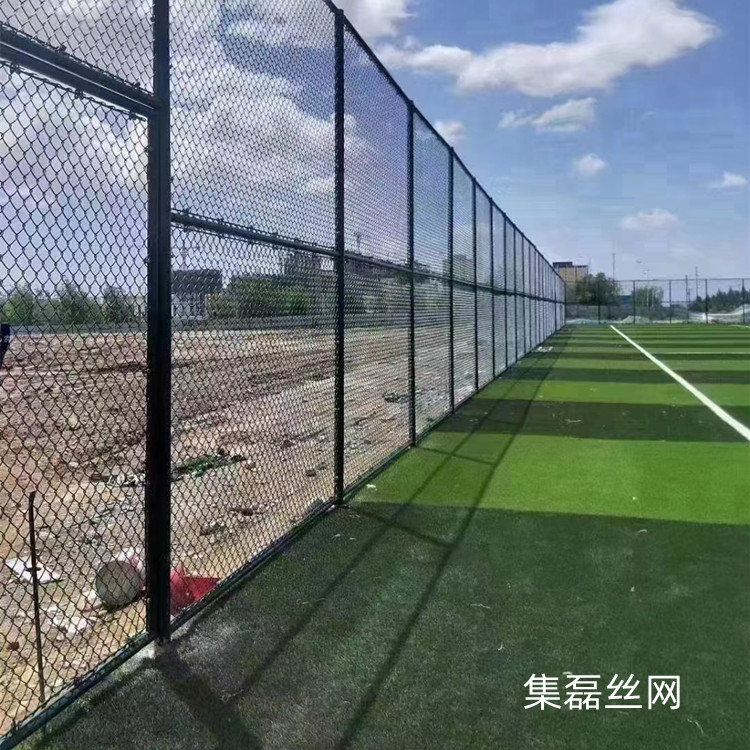 球场护栏网安装	图片2