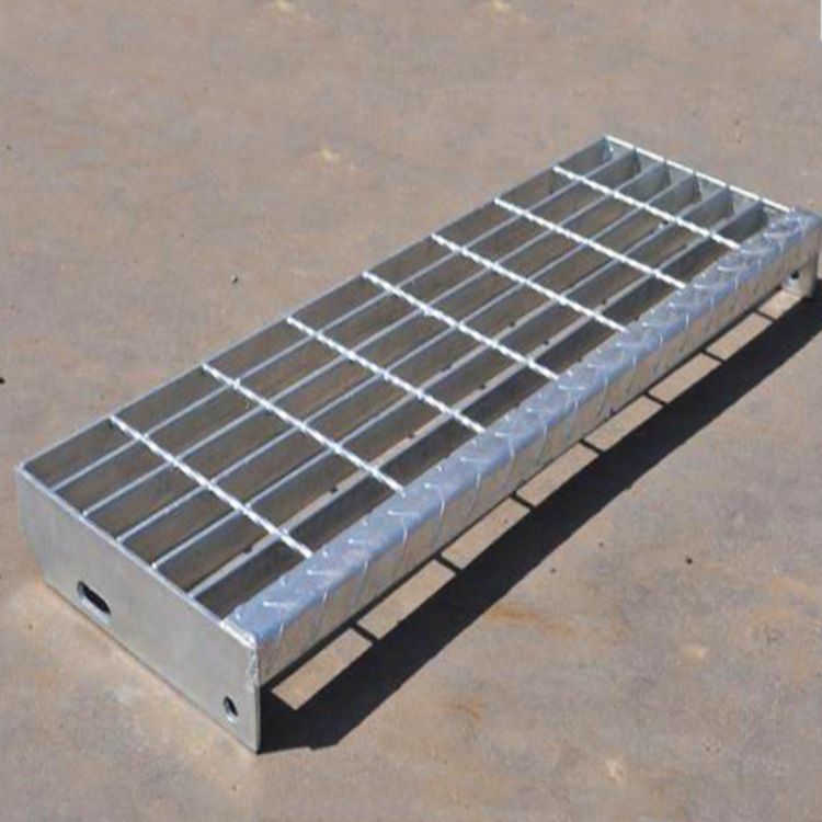 T4楼梯踏步板-集磊丝网